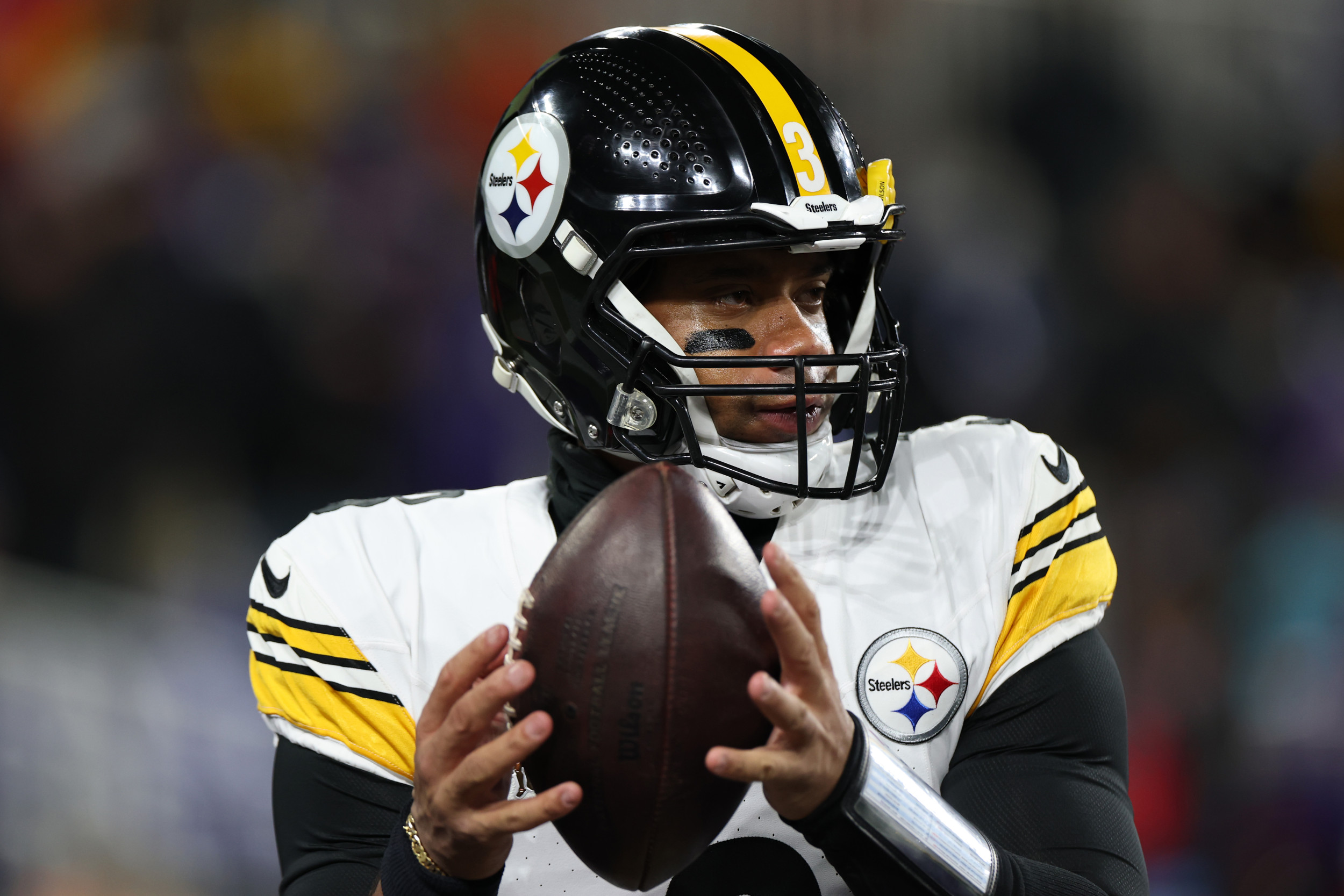 Russell Wilson’s Leadership With NY Giants Lands Honest Review