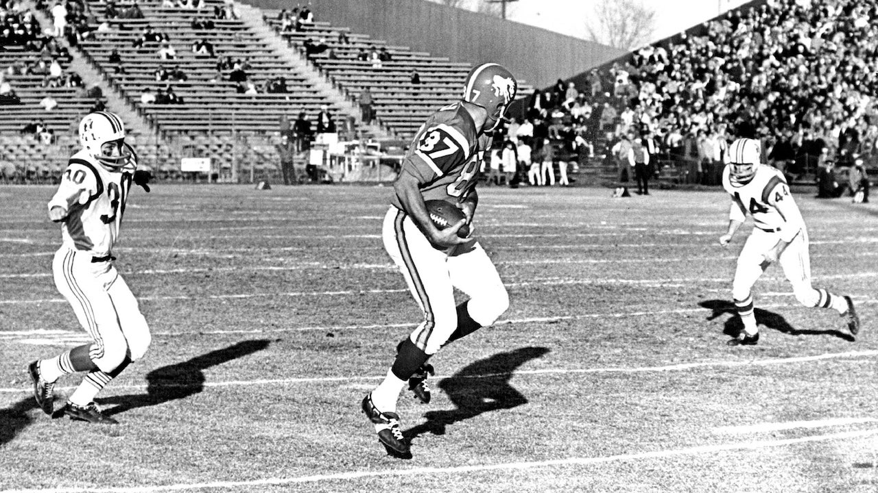 Denver Broncos legendary wide receiver Lionel Taylor dies at 89